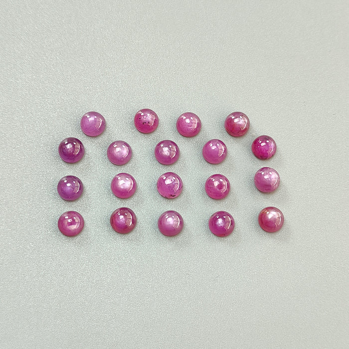 Cabochon rubis naturel