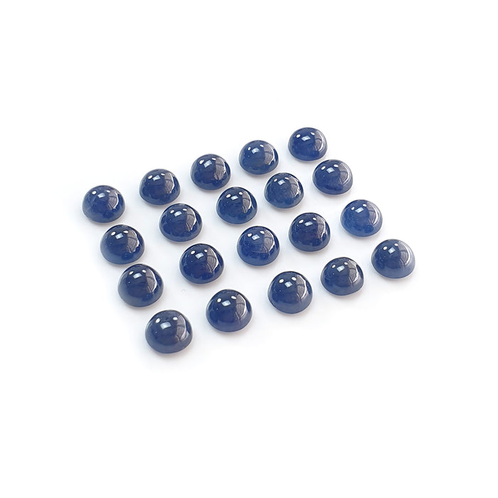 Cabochon di zaffiro rotondo