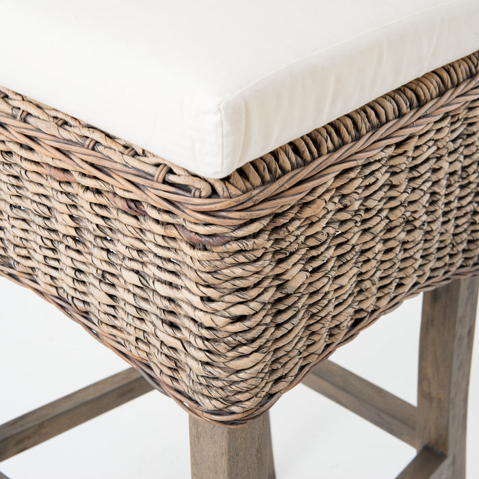 Chicama Stool