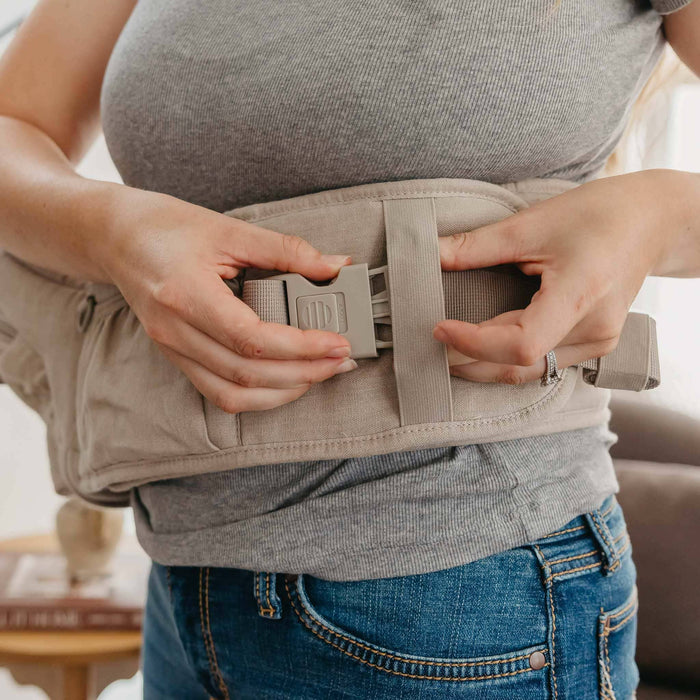 Copper Pearl Everyday Hip Carrier | Taupe