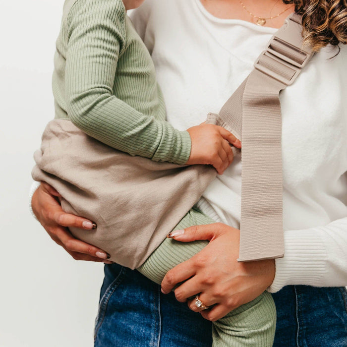 Copper Pearl Everyday Sling Carrier | Taupe