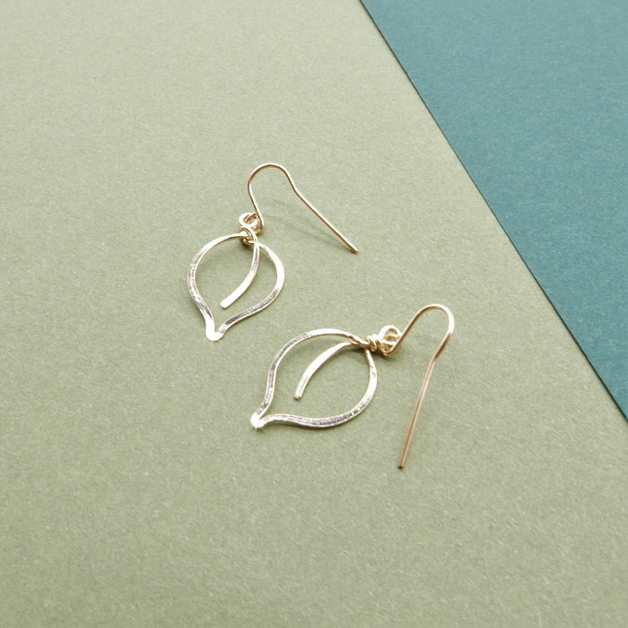 Forged Leaf Dangle Earring Lg in Gold