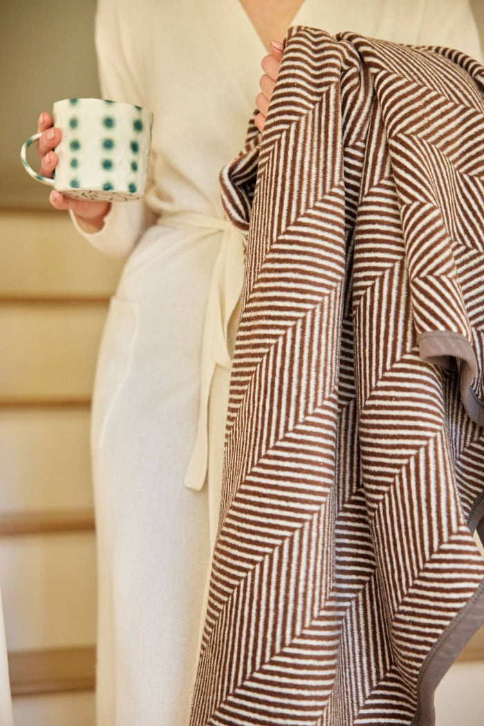 Harborview Herringbone Chocolate Blanket