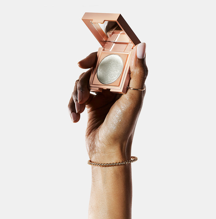 #color_silverlake-glossy-white-pearl-sparkle