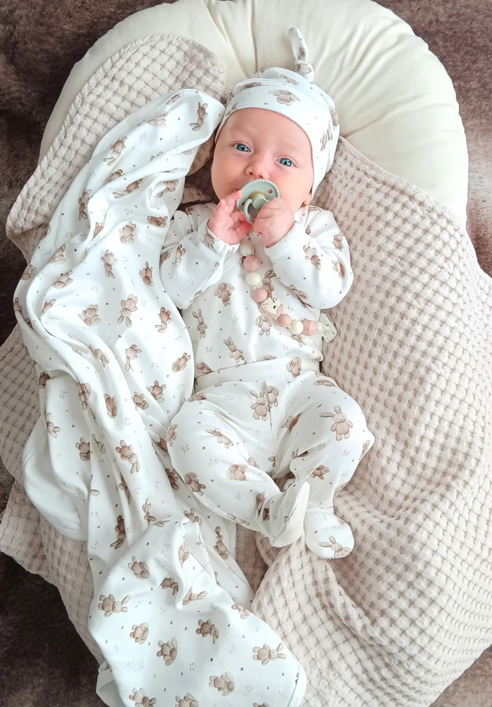 L'ovedbaby Organic Blanket | Brixy Bunny Shadow