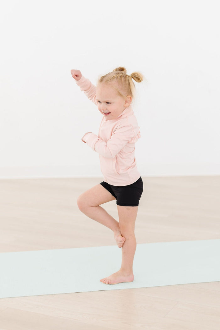 Mila & Rose Balanced Black Active Shorty Shorts