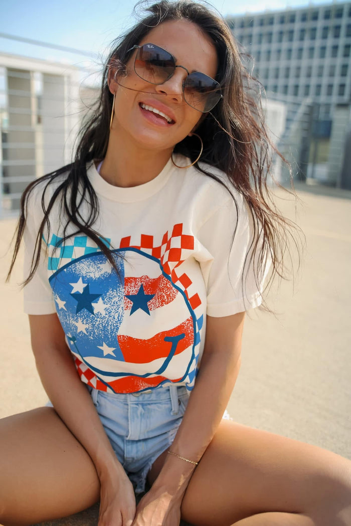 {PATRIOTIC SMILEY} Ivory Crew Neck Tee