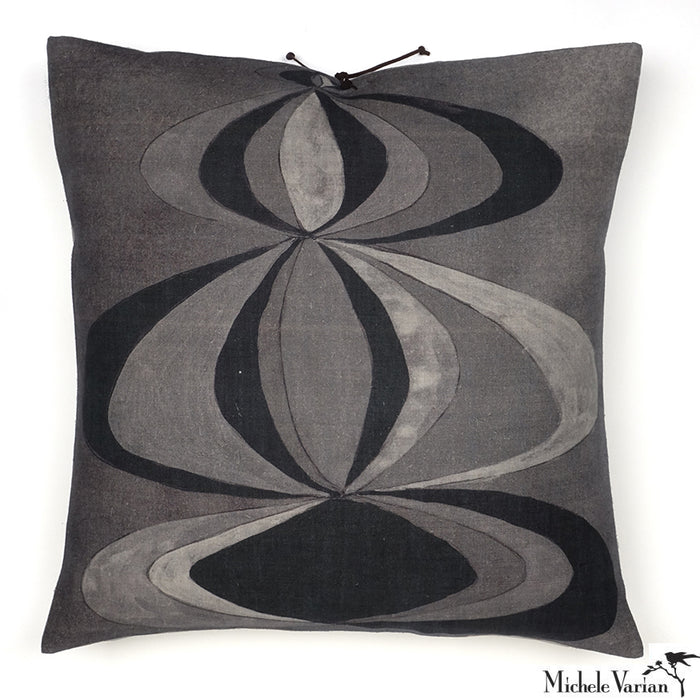 Printed Linen Pillow Concentric Black White 22x22