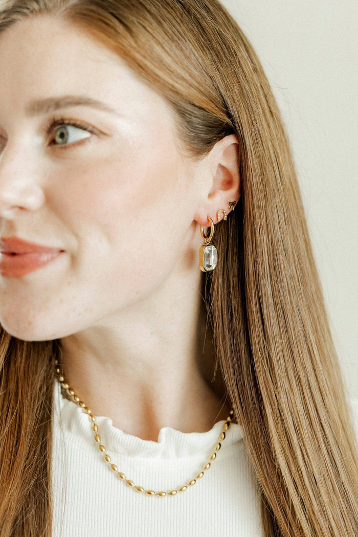 Screwback Stud Earrings - Ruby Bow