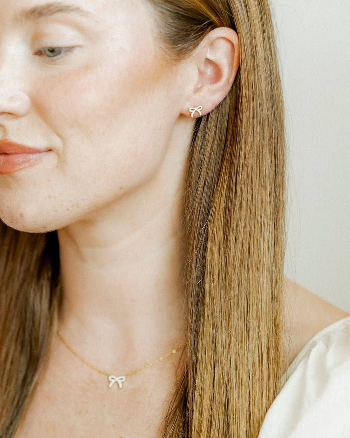 Screwback Stud Earrings - Sadie Bow White