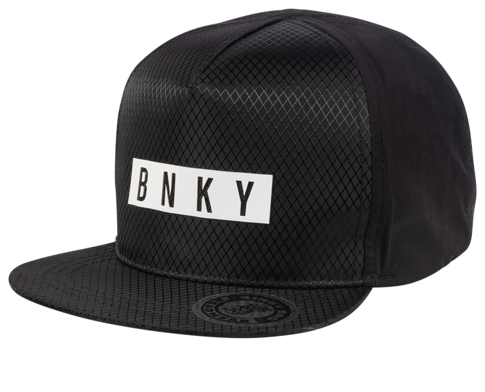 Valencia Hat: Black Standard Fit