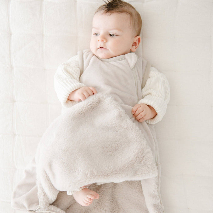 WEARABLE BLANKETS: Feather / Medium Minky